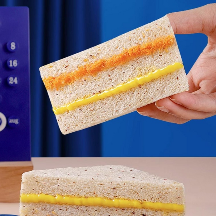 Quinoa Salad Dressing Chicken Meat Floss Sandwich, 70g