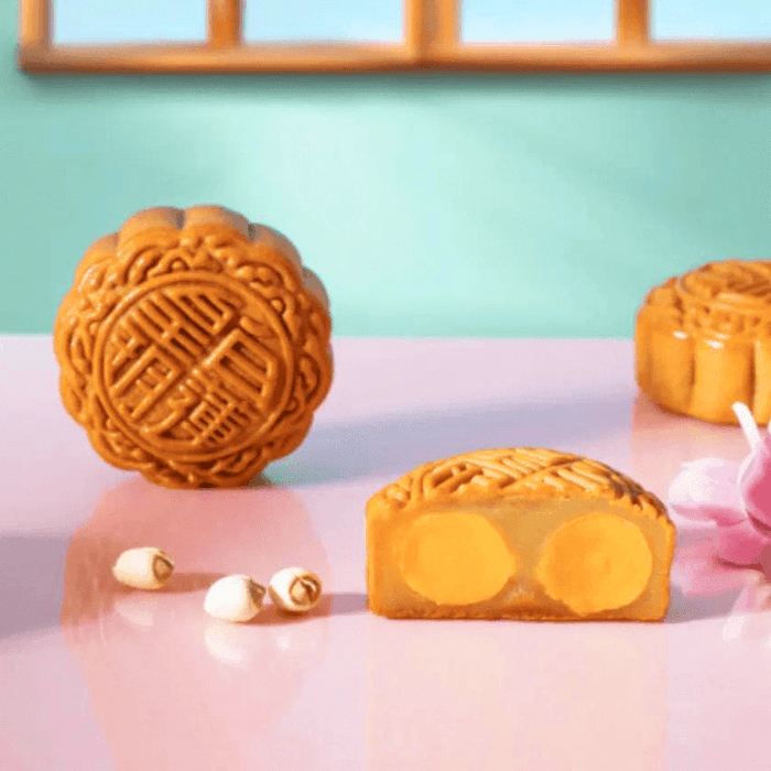 IMPERIAL White Lotus Seed Paste Mooncakes Award Winning - Two Yolks, 4Pcs