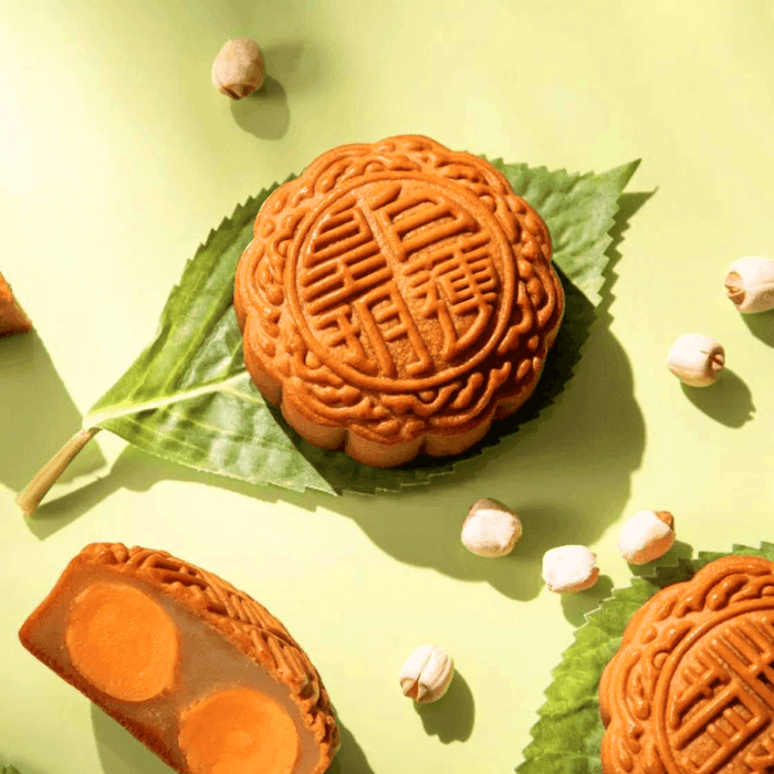 IMPERIAL White Lotus Seed Paste Mooncakes Award Winning - Two Yolks, 4Pcs