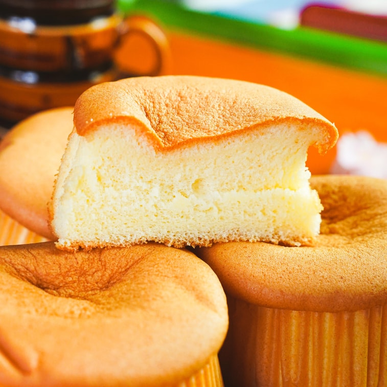 Success Import Ugly Sponge Cake, 360g — Exotic Snacks Company