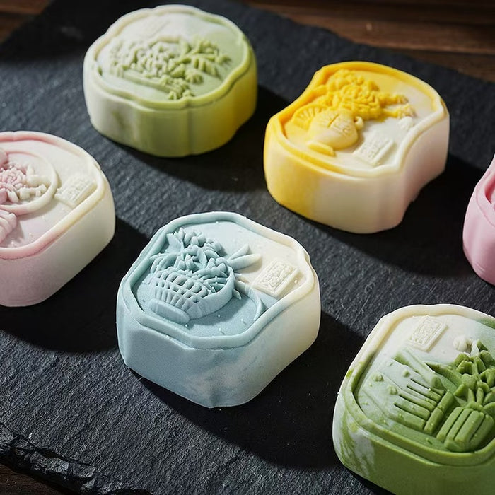 Yaoji Four Flavor Flowing Hearts Mooncakes, 300g