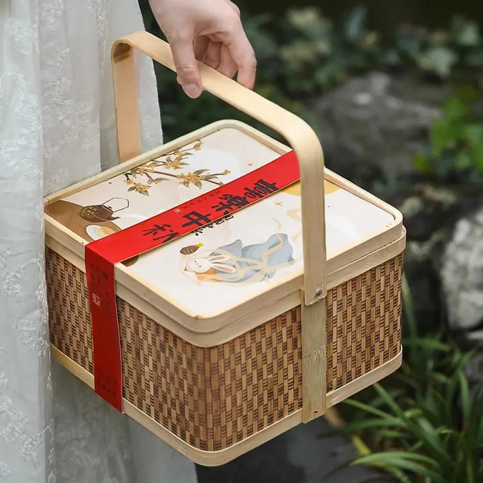 Wu Shi Family Reunion Mooncake Gift Box, Egg Mooncake, 8pcs 16.93oz Wu Shi
